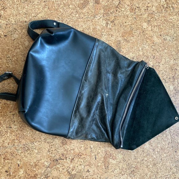 VIENAGE Leather and vinyl backpack with wooden handle - Picture 2 of 4